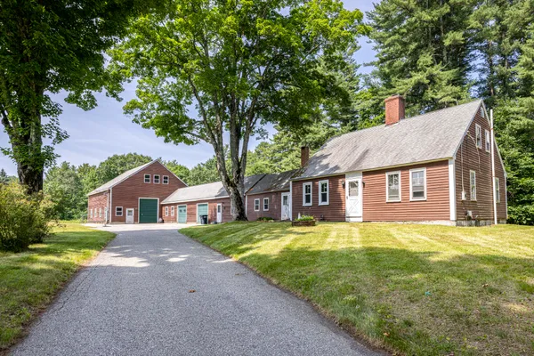 $439,900 | 40 Waterman Road, Buxton, ME 04093