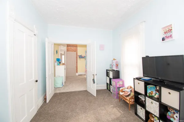 $275,000 | 203 Sargent Street, Kendallville, IN 46755