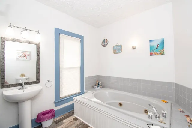 $289,900 | 203 Sargent Street, Kendallville, IN 46755