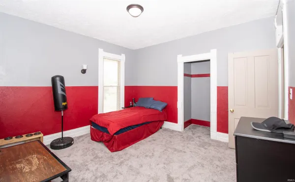 $275,000 | 203 Sargent Street, Kendallville, IN 46755