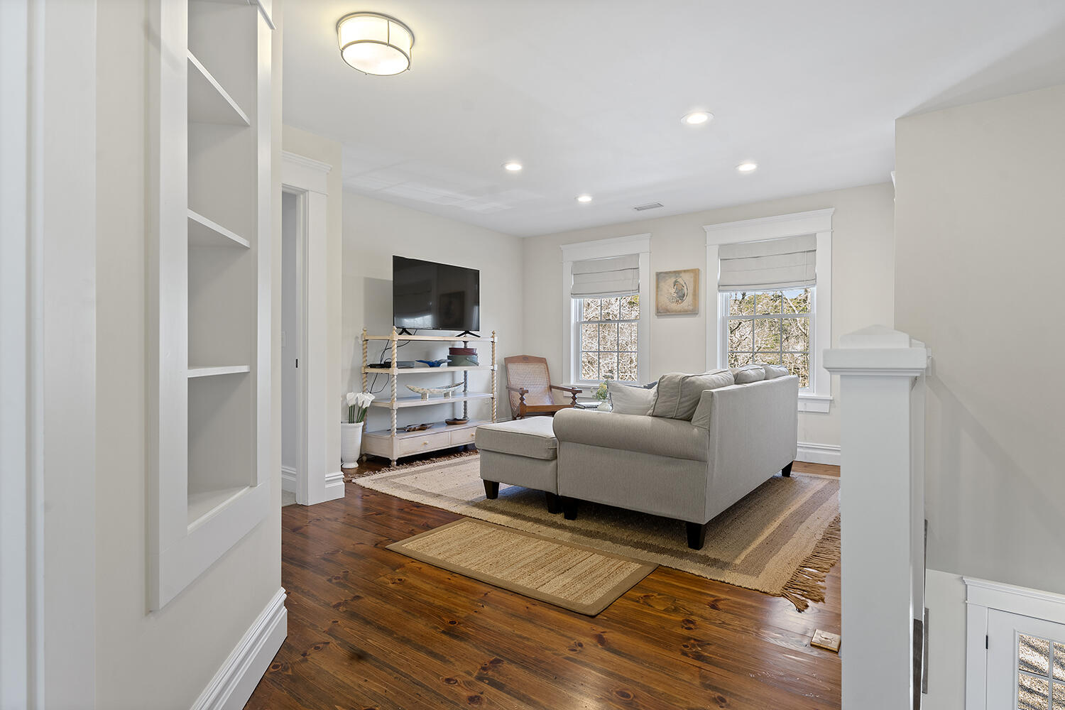 16 Mockingbird Drive Edgartown, MA 02539 - Photo 19 of 36 a living room with furniture and a flat screen tv