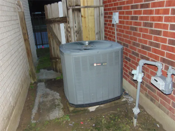 $1,795 | 8603 Rustling Leaves Drive, Houston, TX 77083