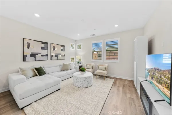 $1,830,000 | 640 Athos, Lake Forest, CA 92630