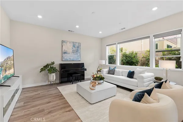 $1,830,000 | 640 Athos, Lake Forest, CA 92630