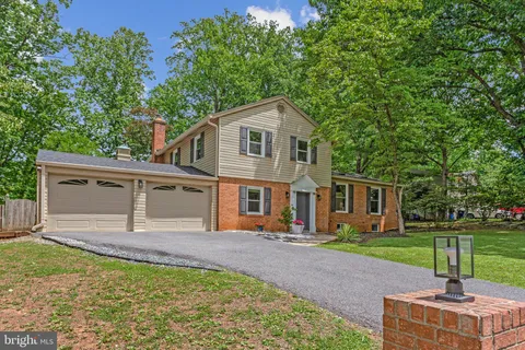 $1,250,000 | 11117 Whisperwood Lane, North Bethesda, MD 20852