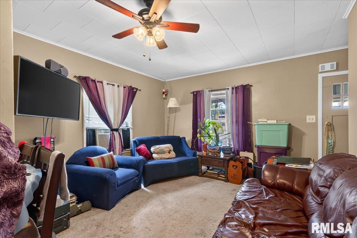 3004 South Allis Street Springfield, IL 62703 - Photo 4 of 26 Gallery Image 4