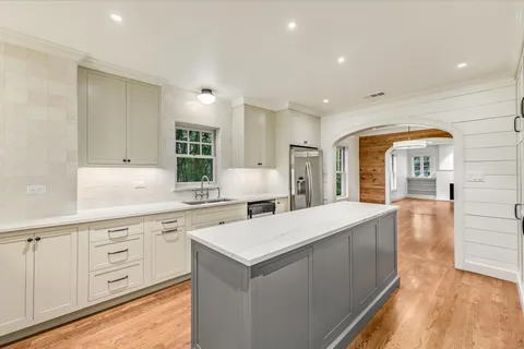 $2,150,000 | 1704 Travis Heights Boulevard, Austin, TX 78704