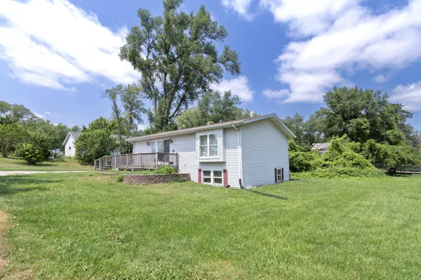 $315,000 | W772 Douglass Avenue, Burlington, WI 53105