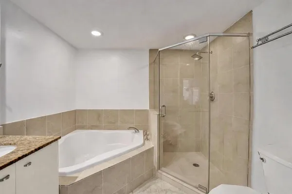 $2,800 | 600 West Las Olas Boulevard, Unit 1020N, Fort Lauderdale, FL 33312