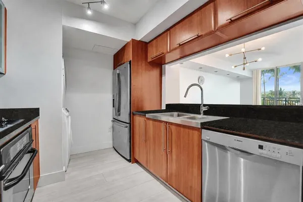 $2,800 | 600 West Las Olas Boulevard, Unit 1020N, Fort Lauderdale, FL 33312