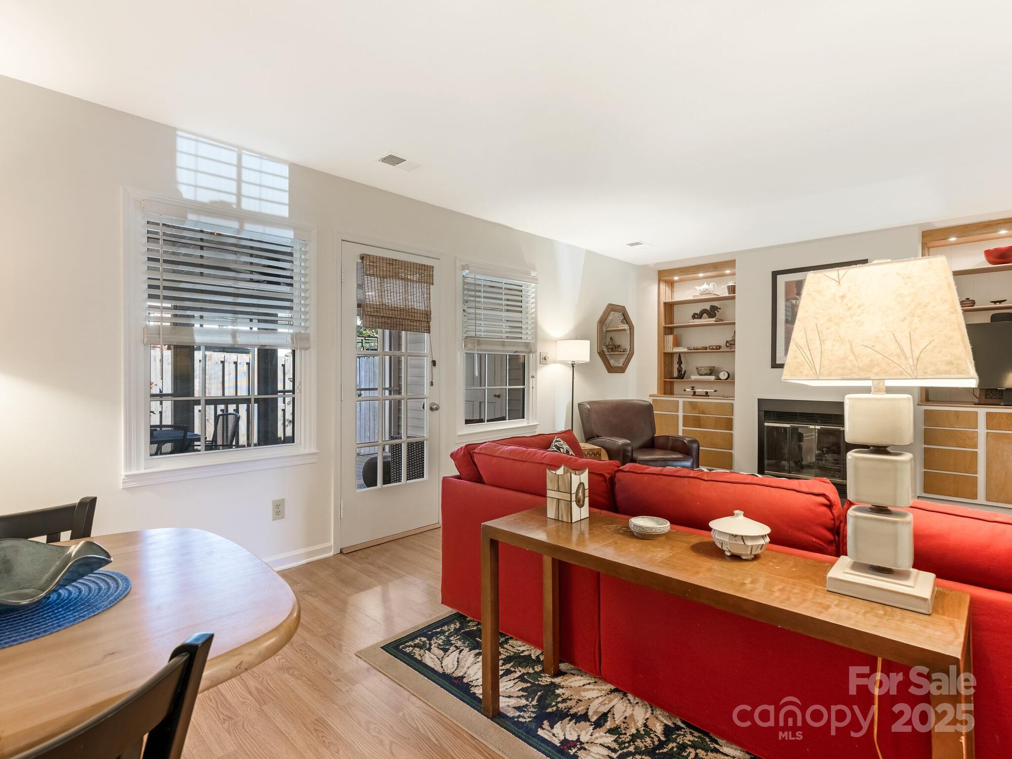8068 Knights Bridge Road Charlotte, NC 28210 - Photo 11 of 22 Gallery Image 11