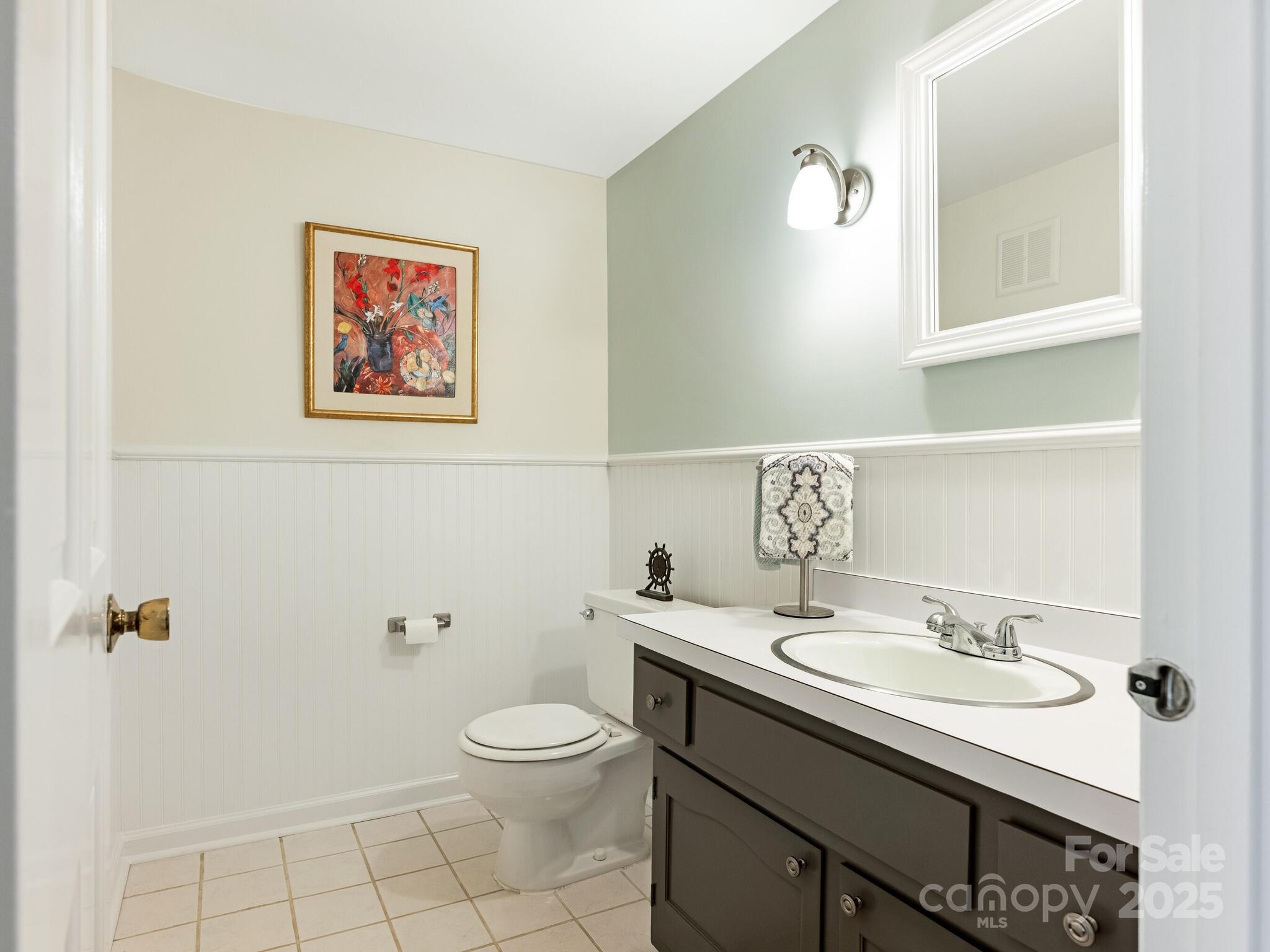 8068 Knights Bridge Road Charlotte, NC 28210 - Photo 12 of 22 Gallery Image 12