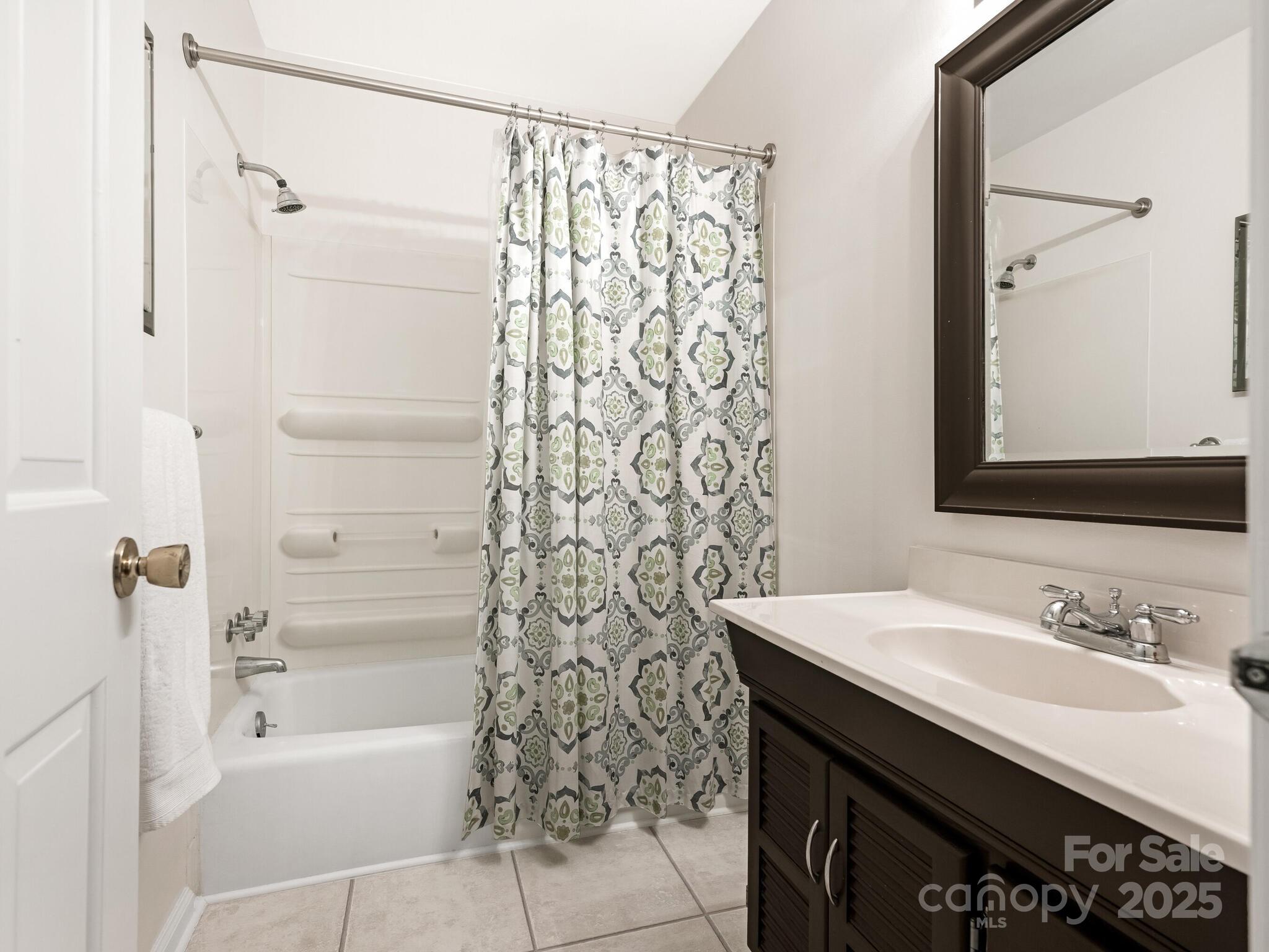 8068 Knights Bridge Road Charlotte, NC 28210 - Photo 18 of 22 Gallery Image 18