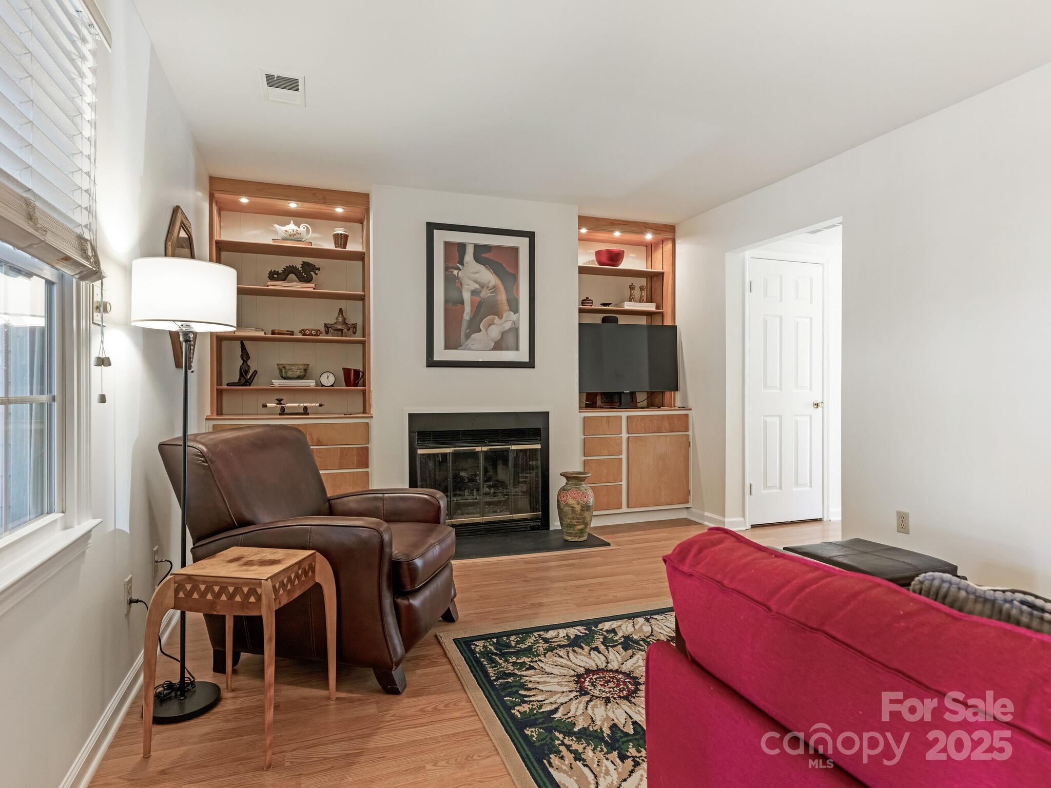 8068 Knights Bridge Road Charlotte, NC 28210 - Photo 9 of 22 Gallery Image 9