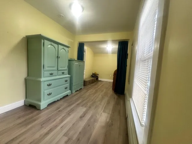 $2,300 | 163 Austin Street, Unit 2, Worcester, MA 01609