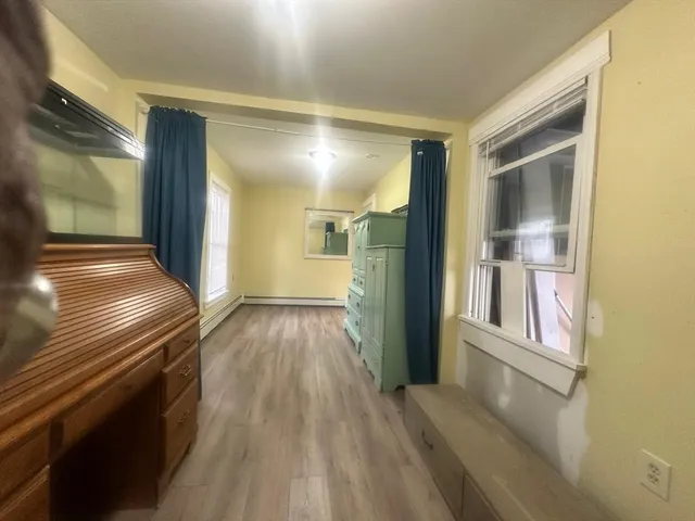 $2,300 | 163 Austin Street, Unit 2, Worcester, MA 01609