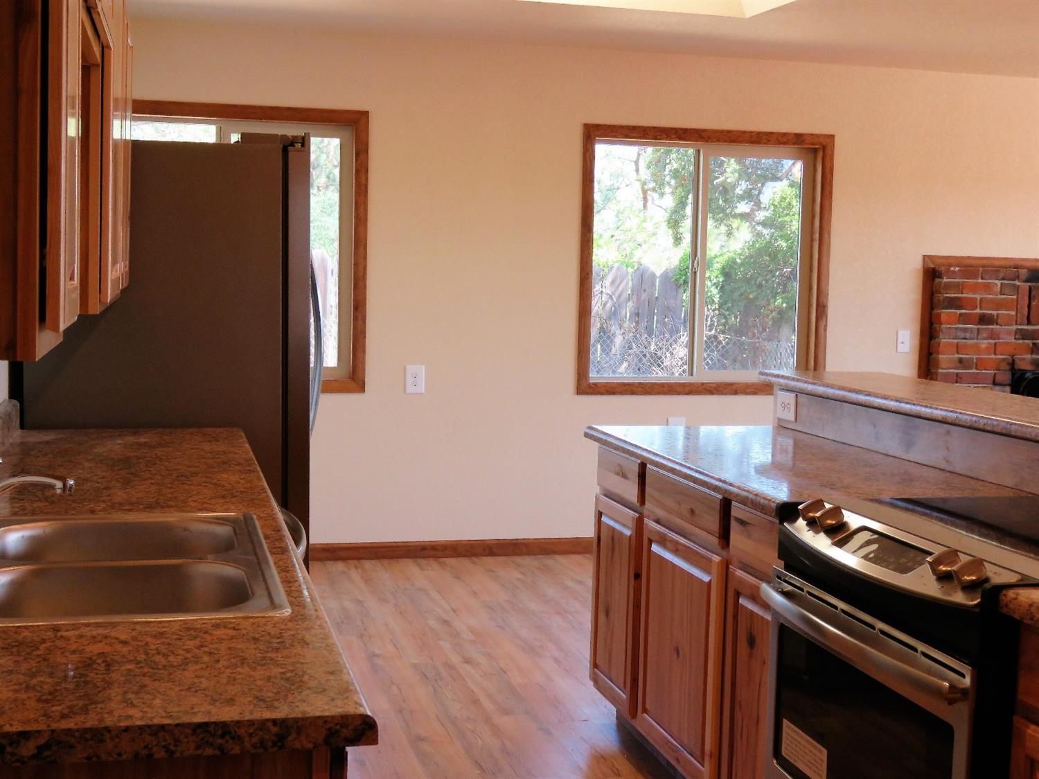 7181 Blackwell Road Central Point, OR 97502 - Photo 13 of 23 Additional Photo