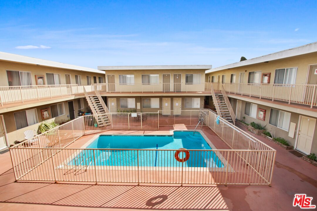 14108 Doty Avenue, Unit 13 Hawthorne, CA 90250 - Photo 18 of 19