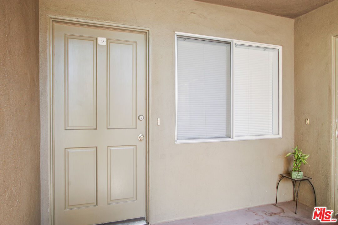 14108 Doty Avenue, Unit 13 Hawthorne, CA 90250 - Photo 2 of 19