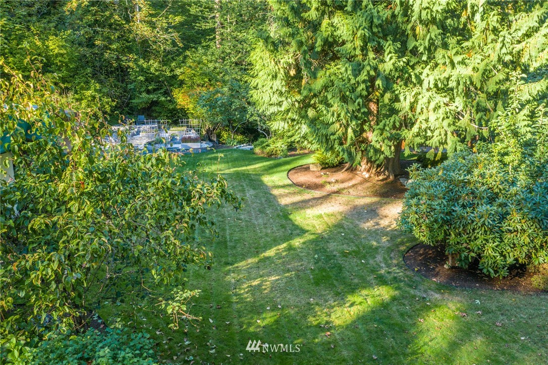 17426 Southeast May Valley Road Renton, WA 98059 - Photo 18 of 19 a view of yard with green space