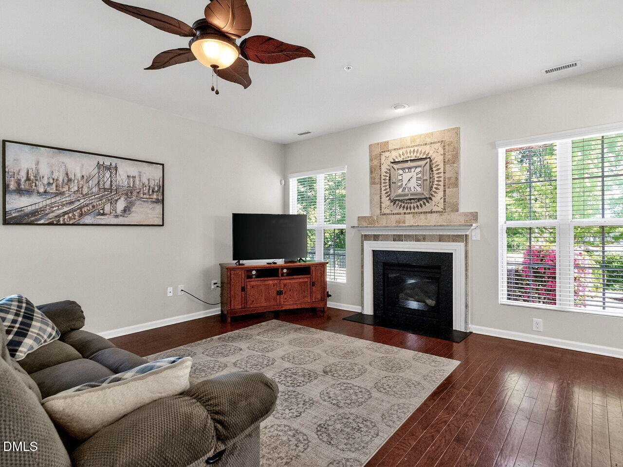 8215 Yaxley Hall Drive Raleigh, NC 27616 - Photo 8 of 42 009-1280x960-living-room