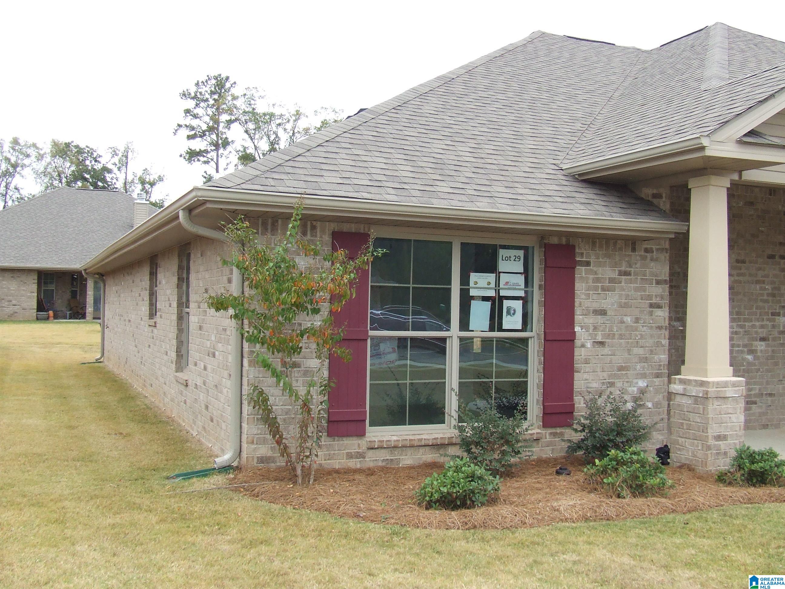 309 Tupelo Trail Alabaster, AL 35007 - Photo 3 of 34 Gallery Image 3