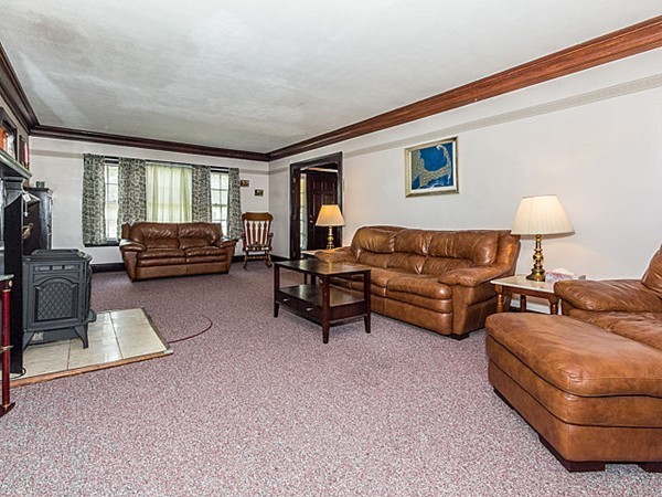 114 Albemarle Road Newton, MA 02460 - Photo 6 of 25