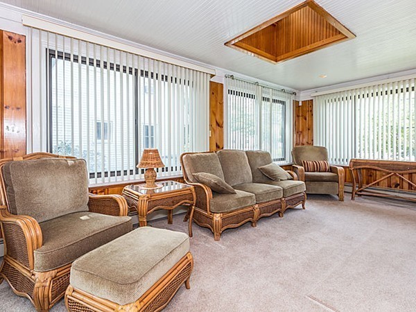 114 Albemarle Road Newton, MA 02460 - Photo 9 of 25