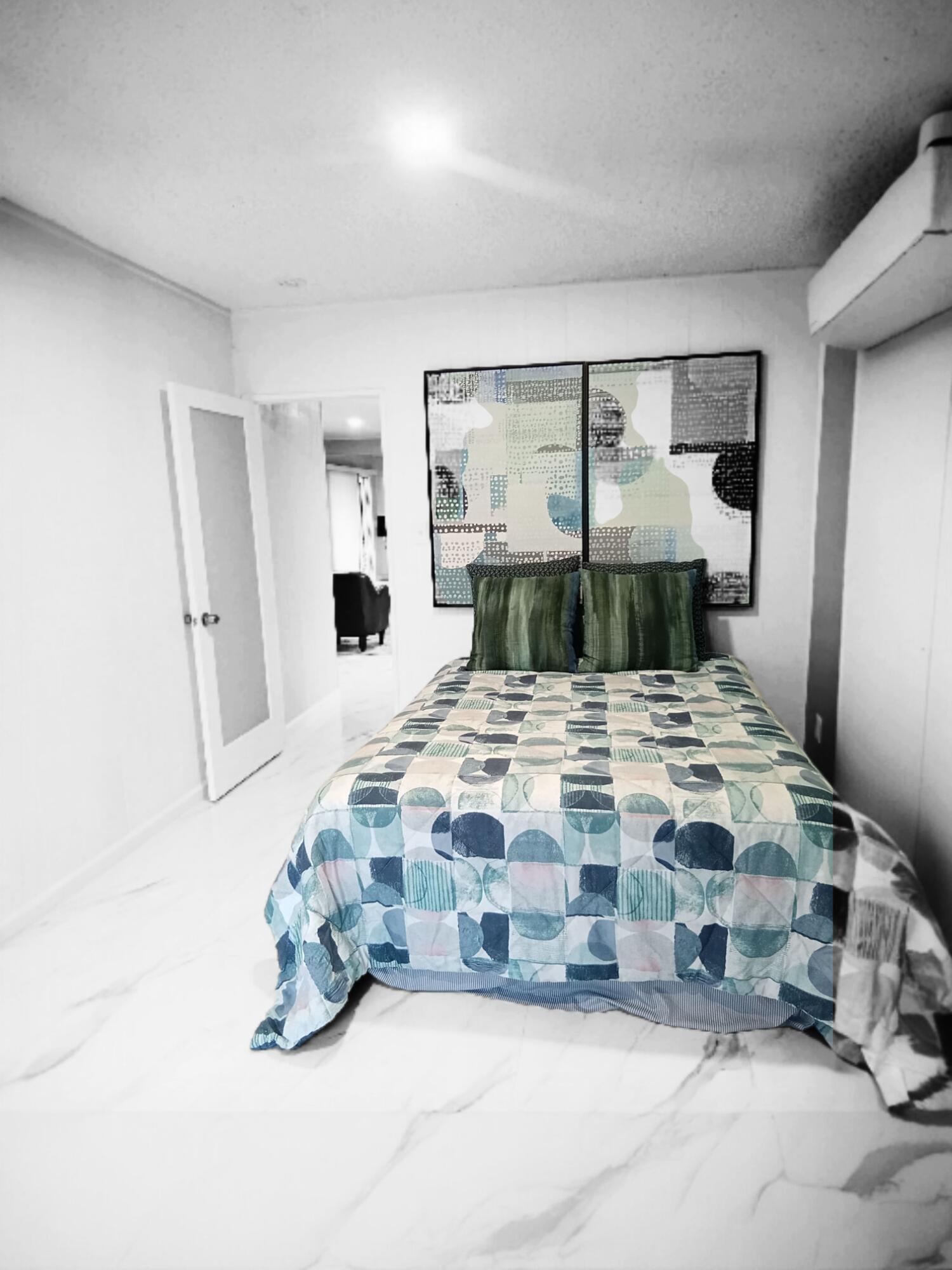 315 East Stevens Road, Unit 4 Palm Springs, CA 92262 - Photo 4 of 12