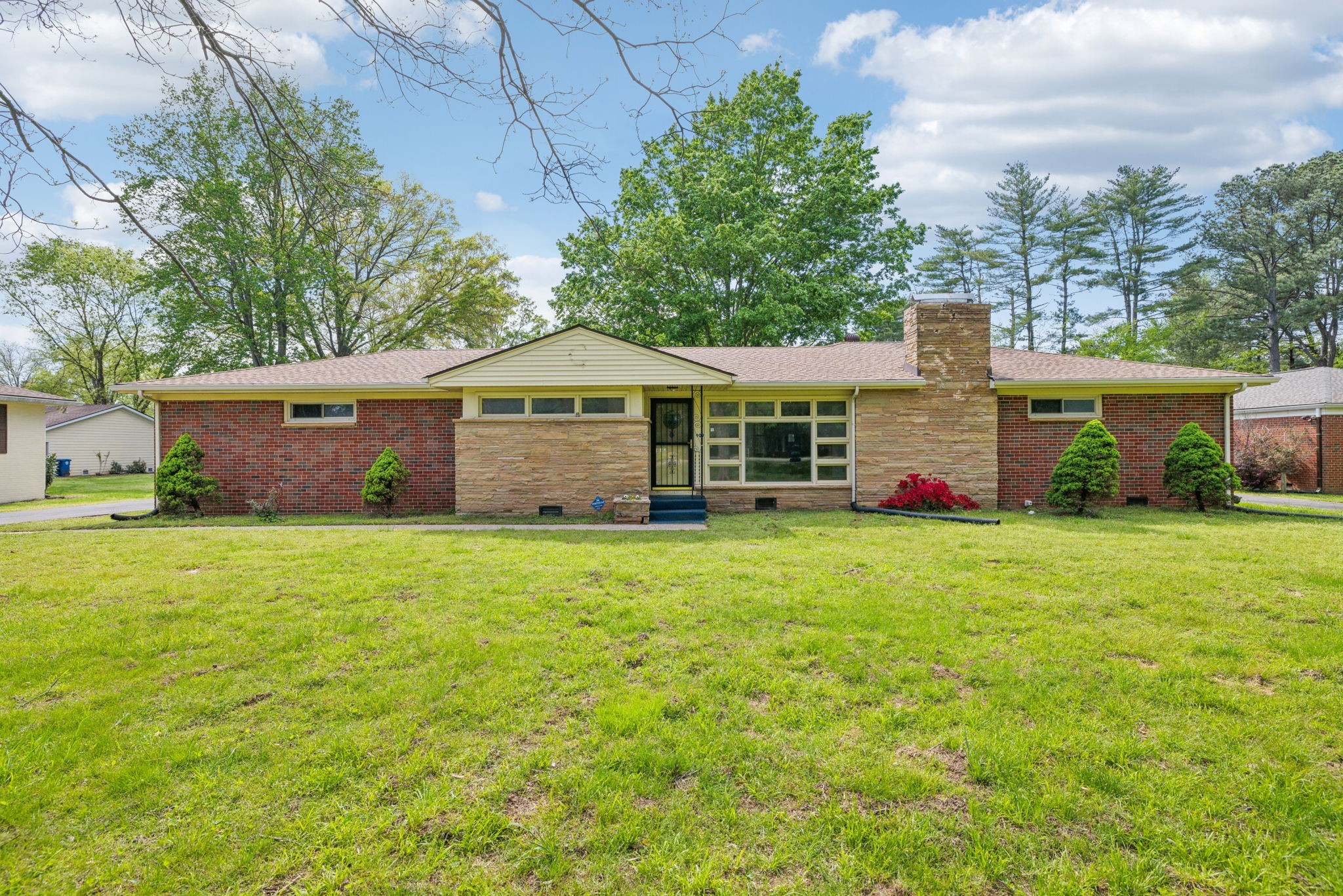 909 Hillsboro Road Franklin, TN 37064 - Photo 1 of 41 Gallery Image 1