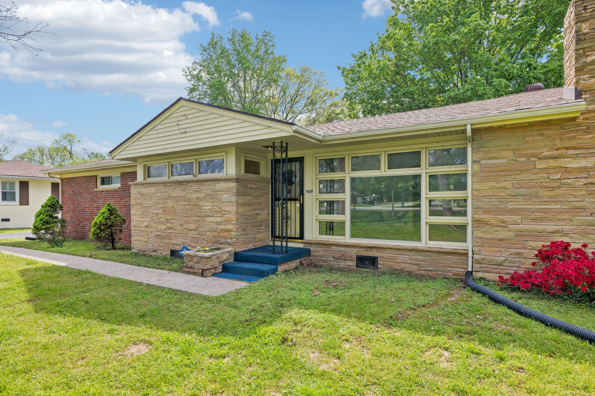909 Hillsboro Road Franklin, TN 37064 - Photo 3 of 41 Gallery Image 3