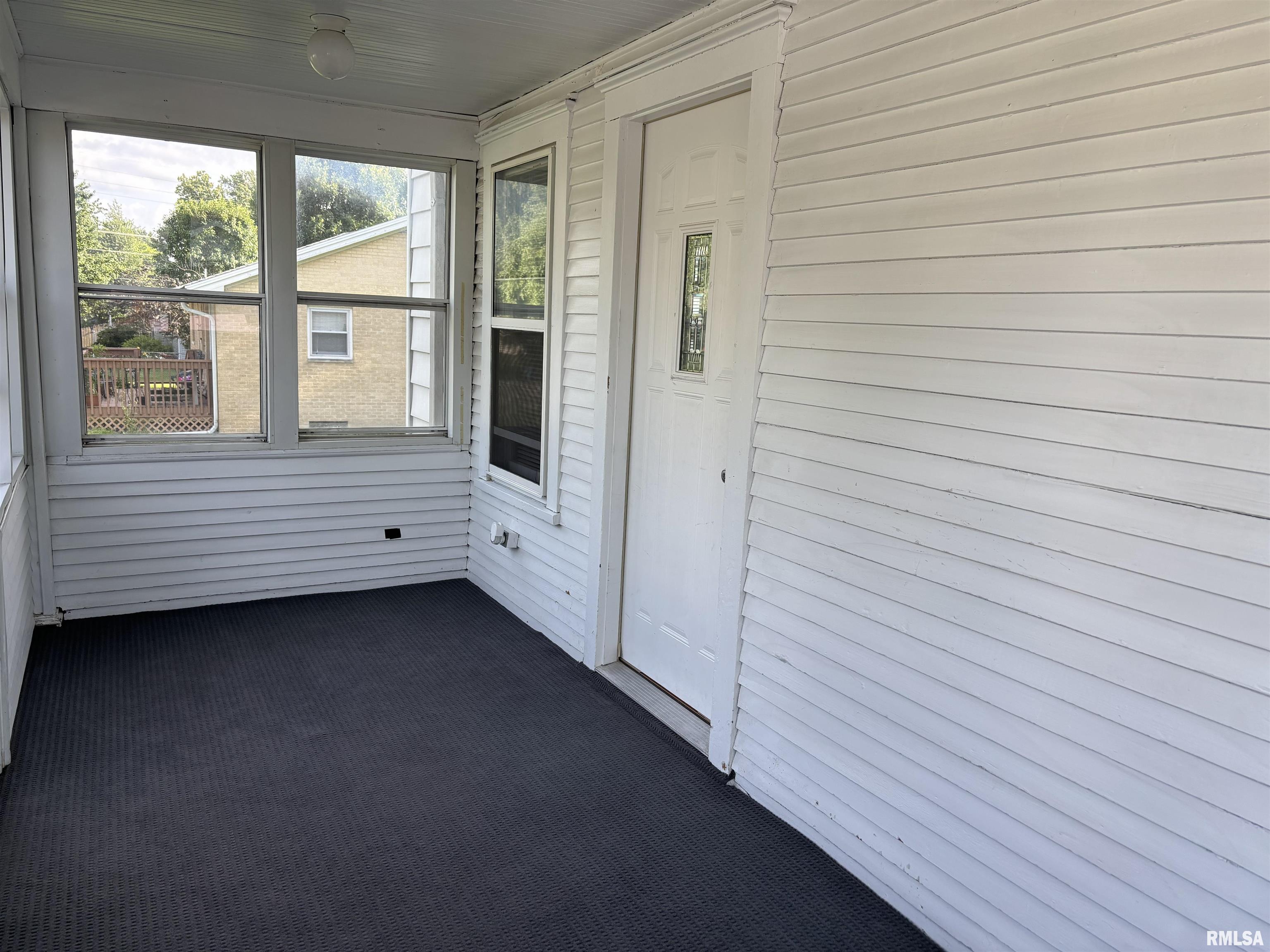 1441 North 28th Street Springfield, IL 62702 - Photo 2 of 30