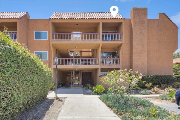 $580,000 | 6600 Warner Avenue, Unit 155, Huntington Beach, CA 92647