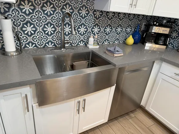 a close view of sink and tap