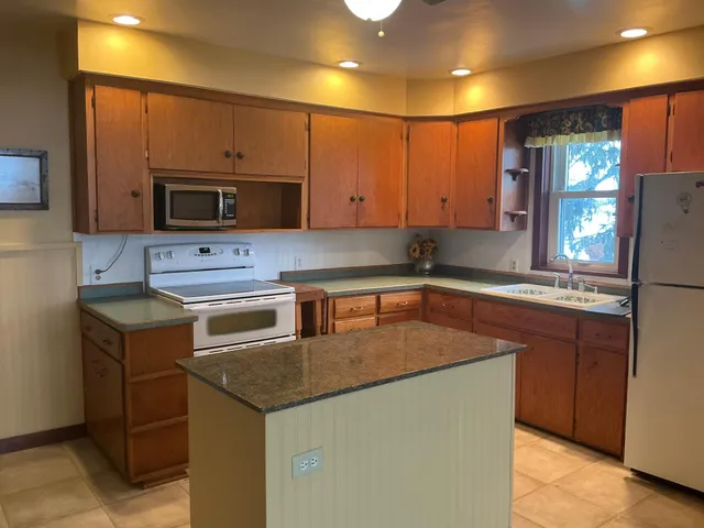 $415,000 | 16925 Highway 7, New Germany, MN 55367