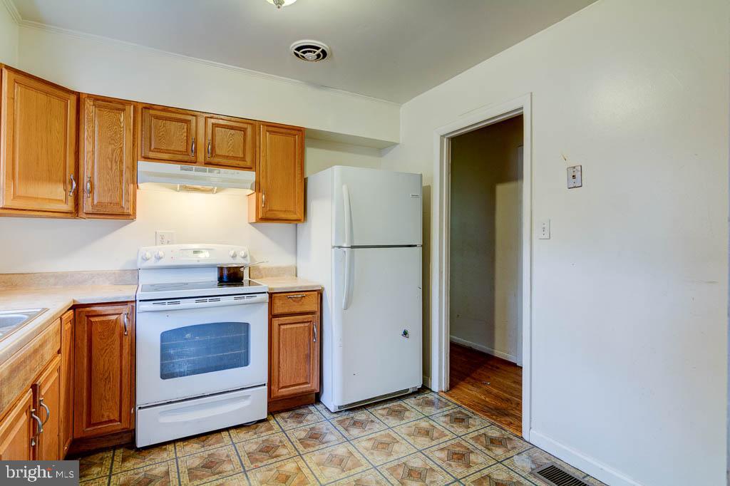 4403 Hargrove Road Temple Hills, MD 20748 - Photo 14 of 36 Gallery Image 14
