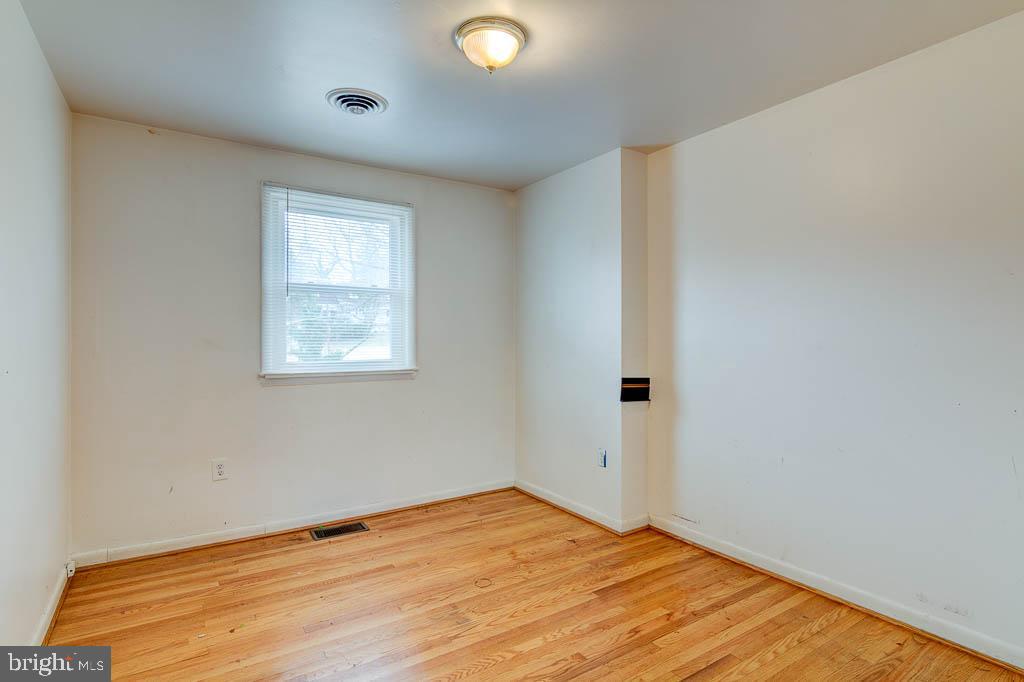 4403 Hargrove Road Temple Hills, MD 20748 - Photo 6 of 36 Gallery Image 6