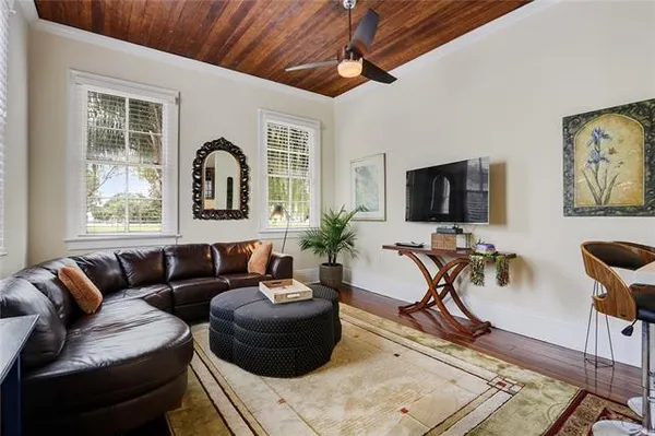 $2,600 | 623 France Street, New Orleans, LA 70117