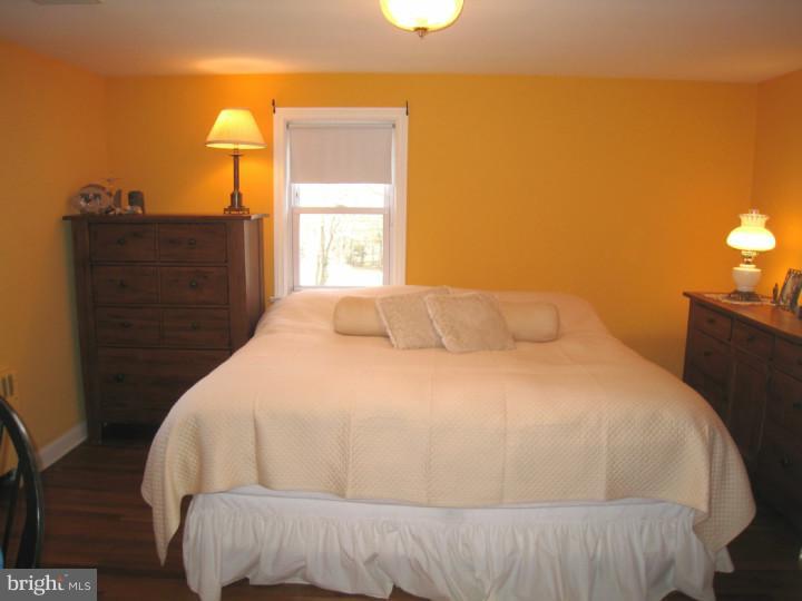 331 Farnum Road Media, PA 19063 - Photo 14 of 25 Bedroom - Main