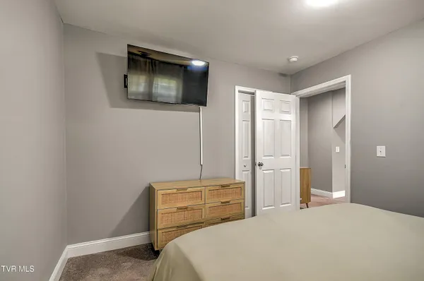 $269,500 | 3309 Rustic Hills Drive, Kingsport, TN 37660