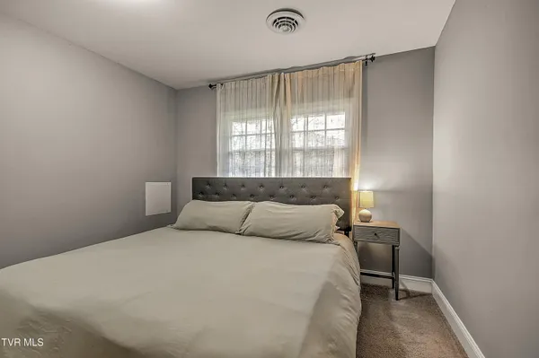 $269,500 | 3309 Rustic Hills Drive, Kingsport, TN 37660