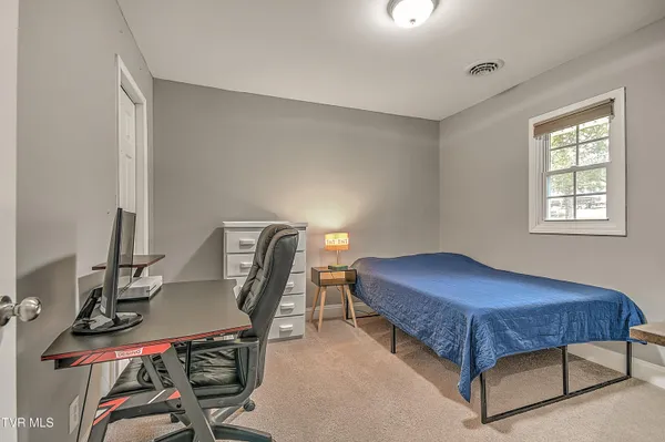 $269,500 | 3309 Rustic Hills Drive, Kingsport, TN 37660