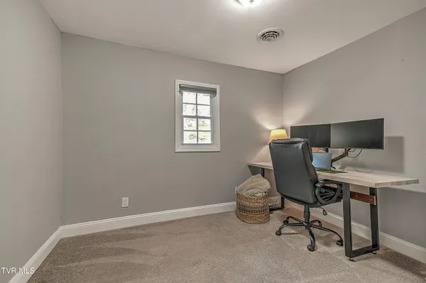 $269,500 | 3309 Rustic Hills Drive, Kingsport, TN 37660