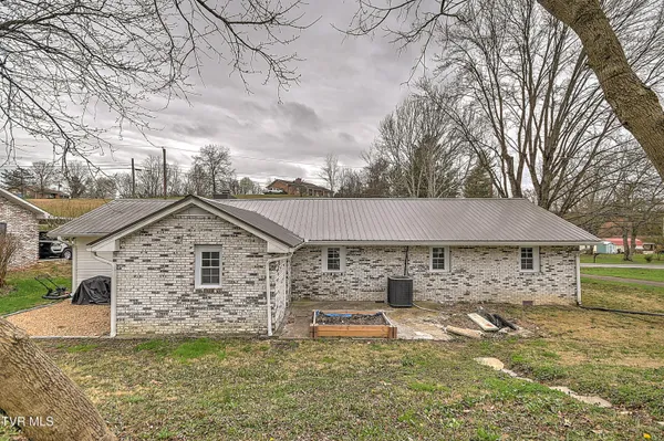 $269,500 | 3309 Rustic Hills Drive, Kingsport, TN 37660