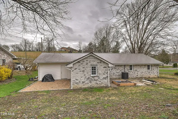 $269,500 | 3309 Rustic Hills Drive, Kingsport, TN 37660