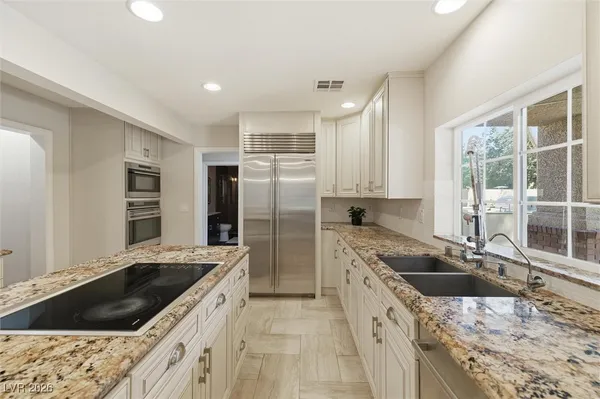$1,490,000 | 2252 Buckingham Court, Henderson, NV 89074