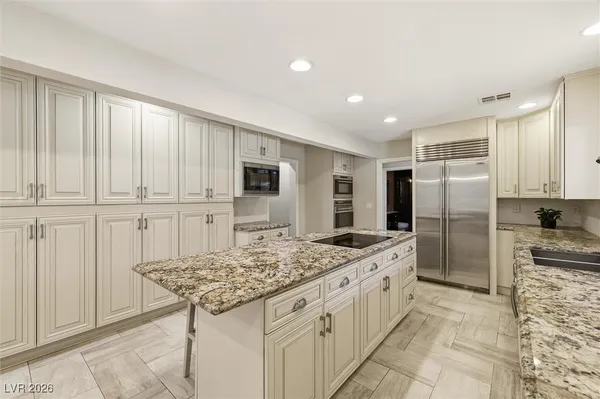 $1,490,000 | 2252 Buckingham Court, Henderson, NV 89074
