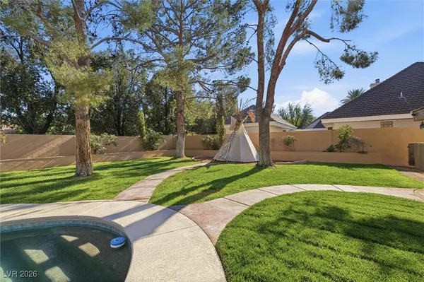 $1,490,000 | 2252 Buckingham Court, Henderson, NV 89074