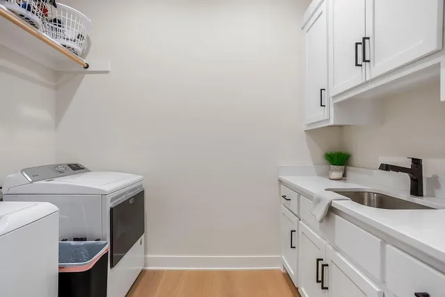 $889,950 | 25436 West 92nd Terrace, Lenexa, KS 66227