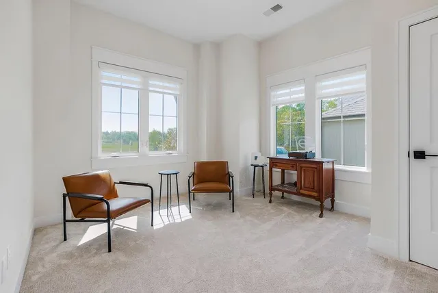 $889,950 | 25436 West 92nd Terrace, Lenexa, KS 66227